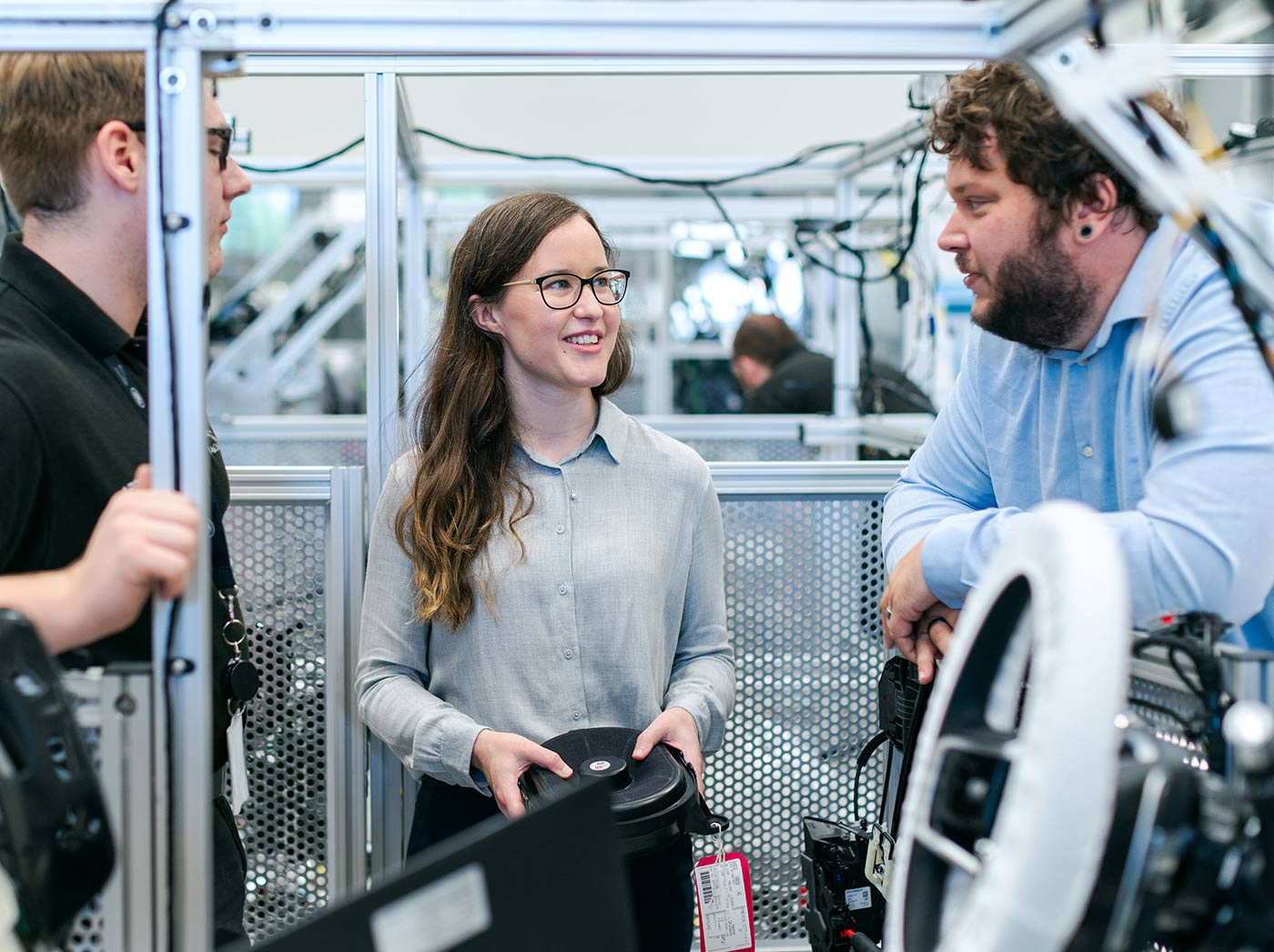 Discussion of veterinary sutures production process